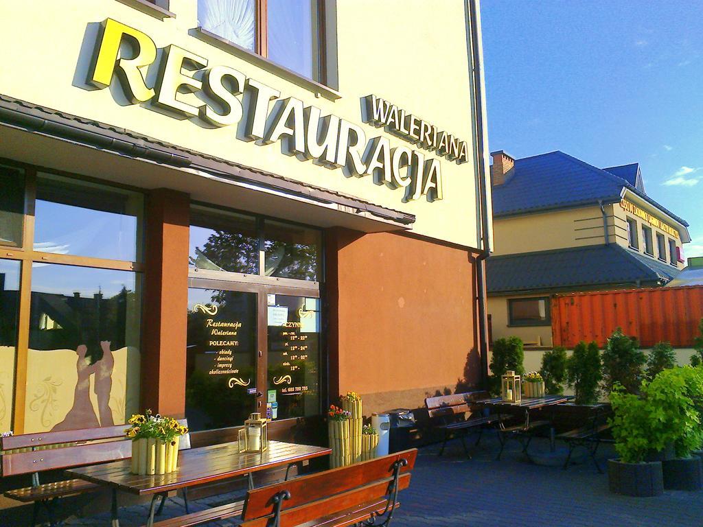 Hotel Grochowski Łuków Dış mekan fotoğraf